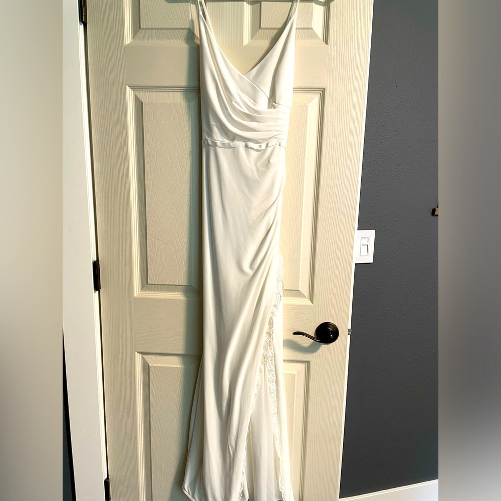 DB studios wedding dress- size 12 in ivory.